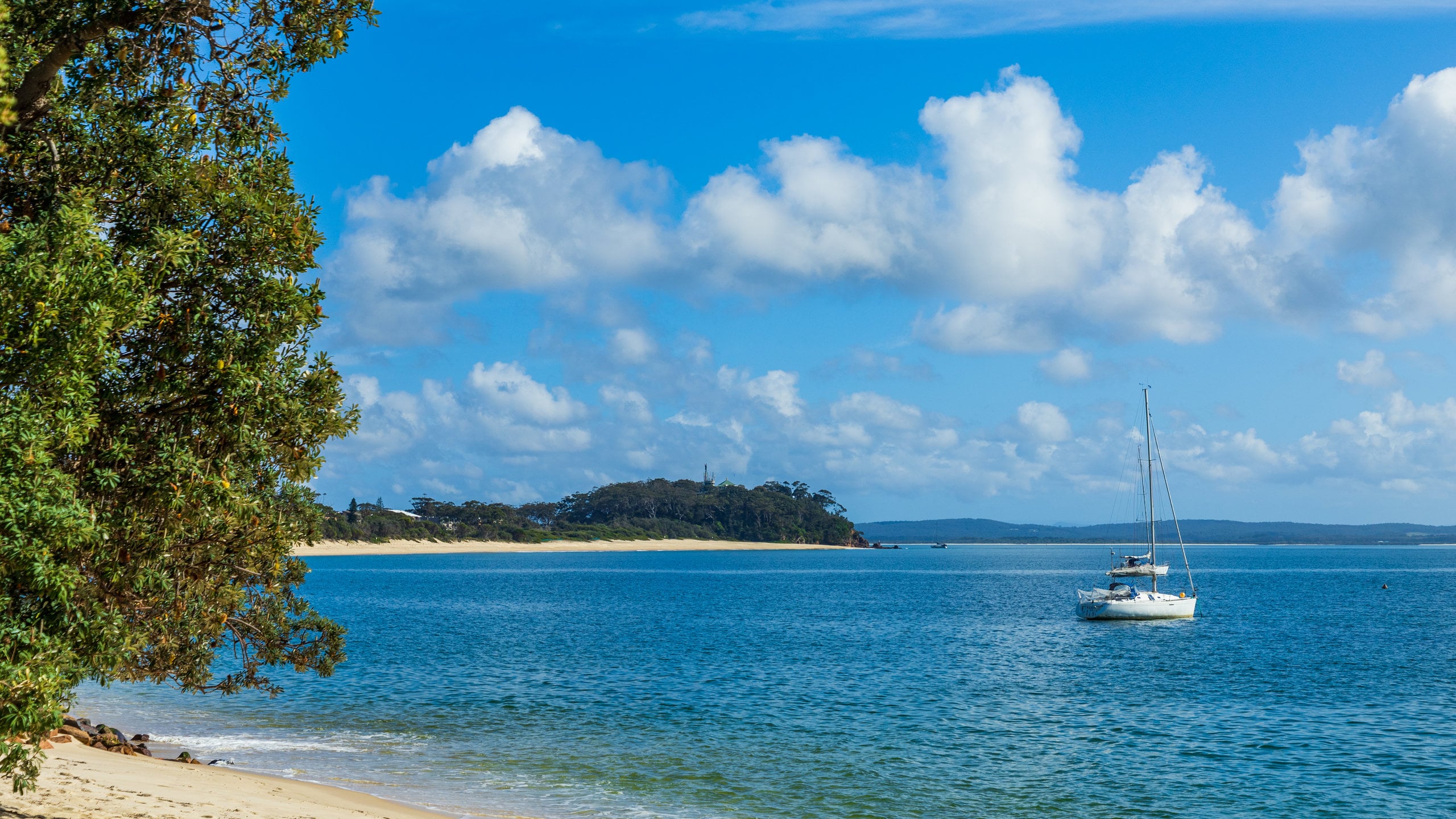 Shoal Bay Beach holiday houses from AU 140/night Stayz