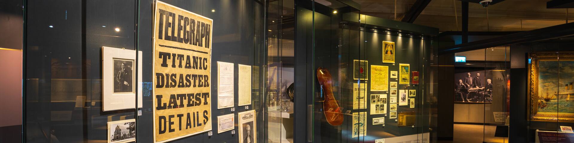 Cultra showing interior views