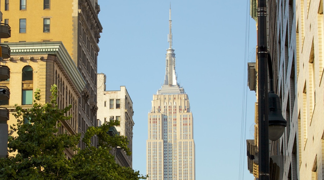 Greenwich Village showing a skyscraper and a city