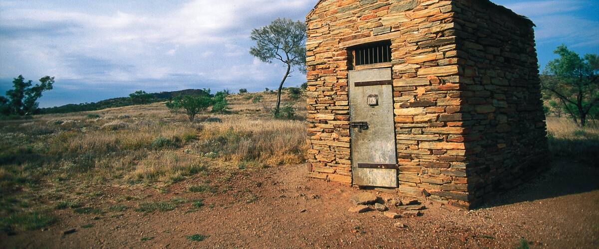 Alice Springs featuring a house and tranquil scenes