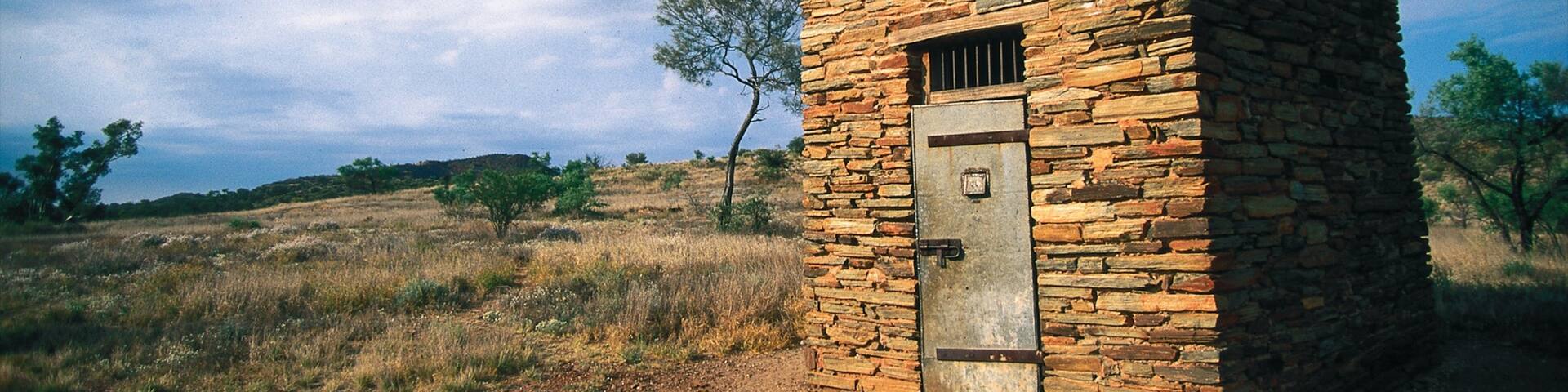 Alice Springs featuring a house and tranquil scenes