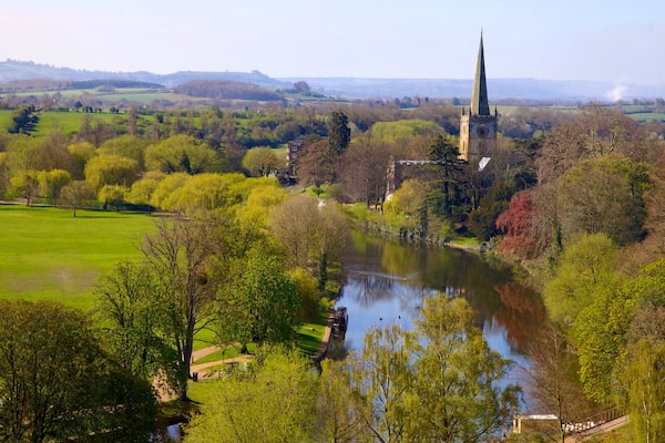 Birmingham welches beinhaltet Park, ruhige Szenerie und Fluss oder Bach