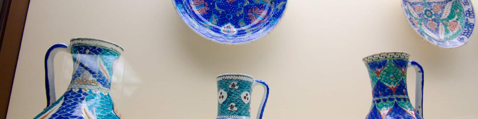 Gulbenkian Museum which includes interior views and art