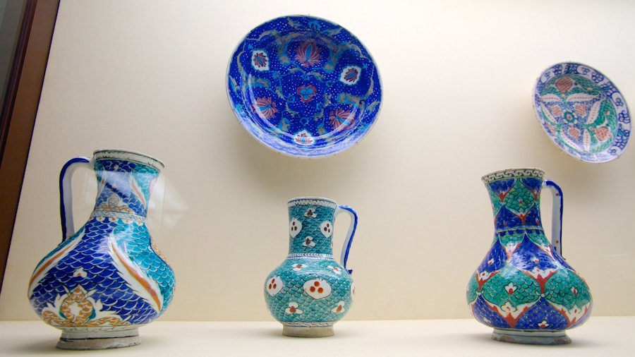Gulbenkian Museum which includes interior views and art