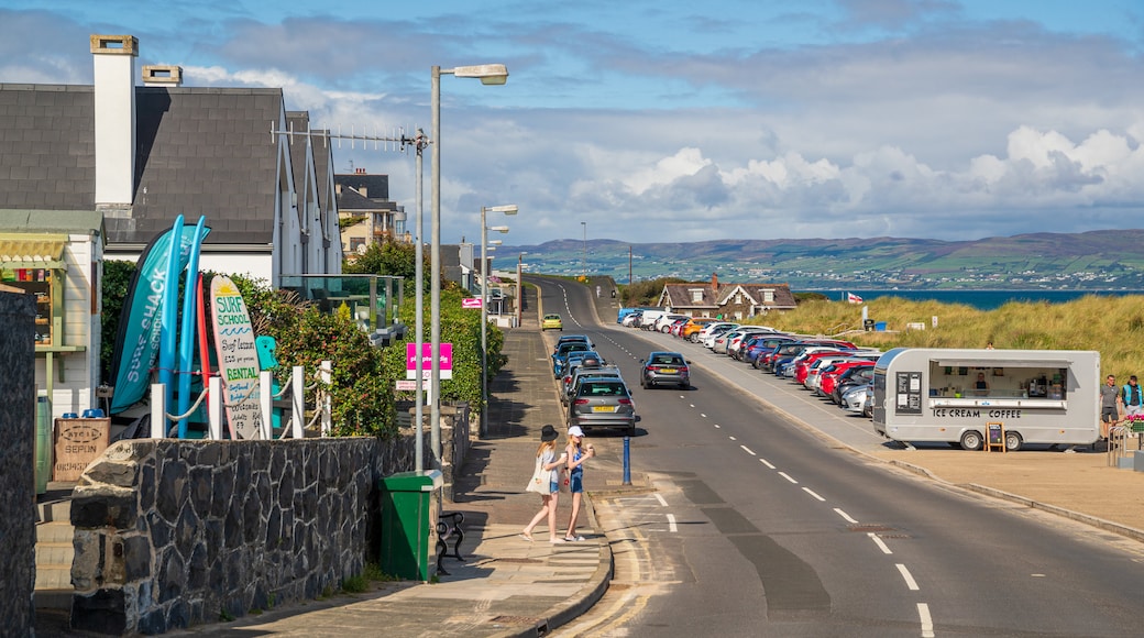 Castlerock featuring a small town or village and street scenes