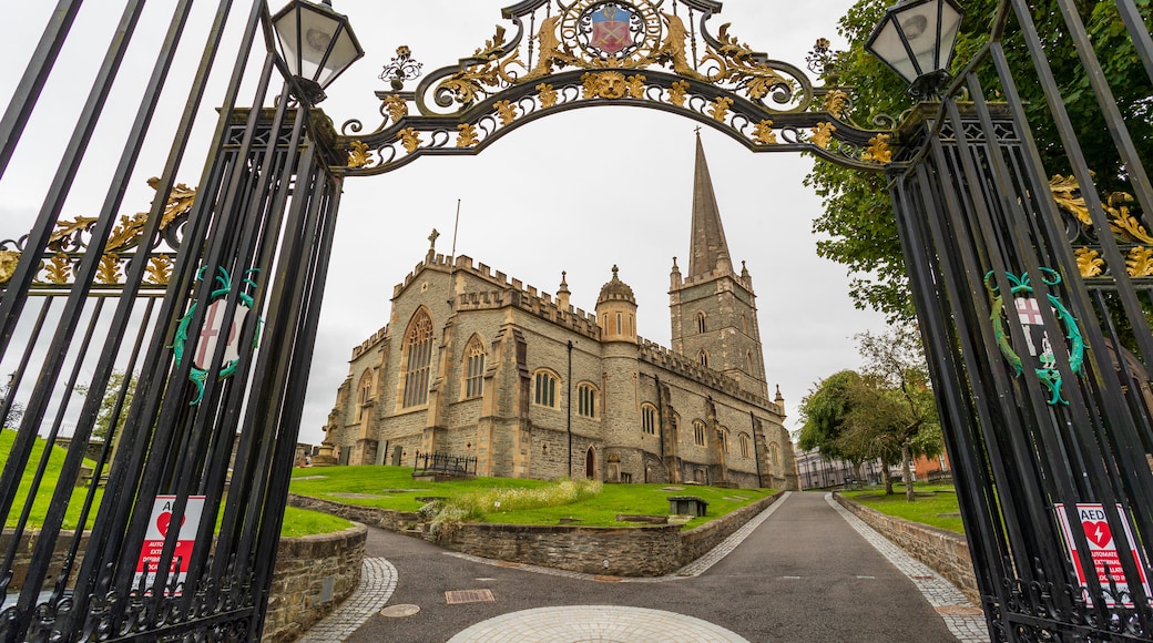 St. Columb\'s Cathedral featuring heritage architecture and a church or cathedral