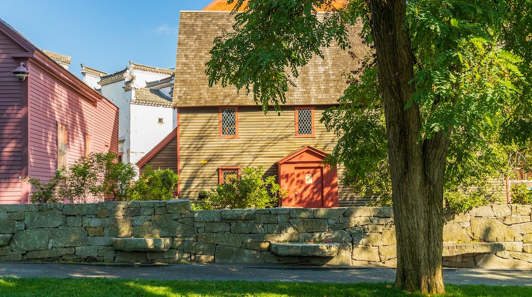 Salem Witch Trials Memorial which includes a house