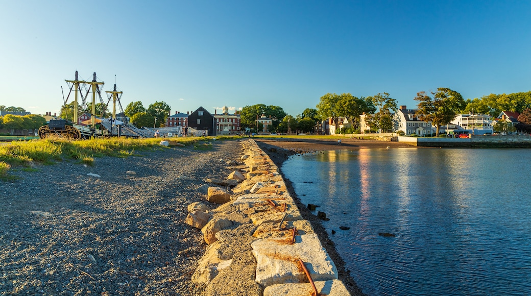 Salem which includes a sunset