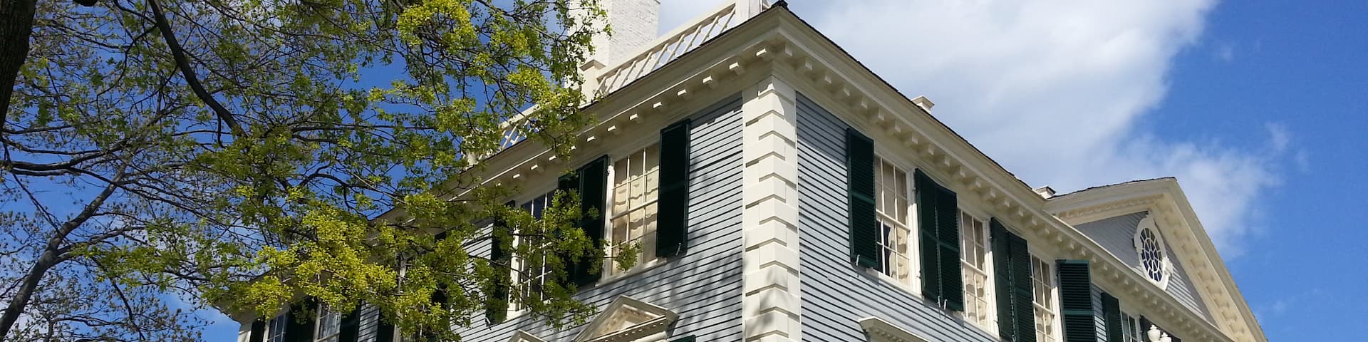 Salisbury Mansion showing a house