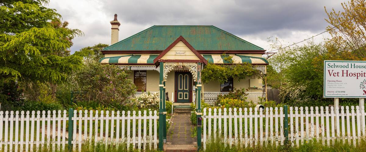 Hazelbrook showing a house, heritage elements and signage