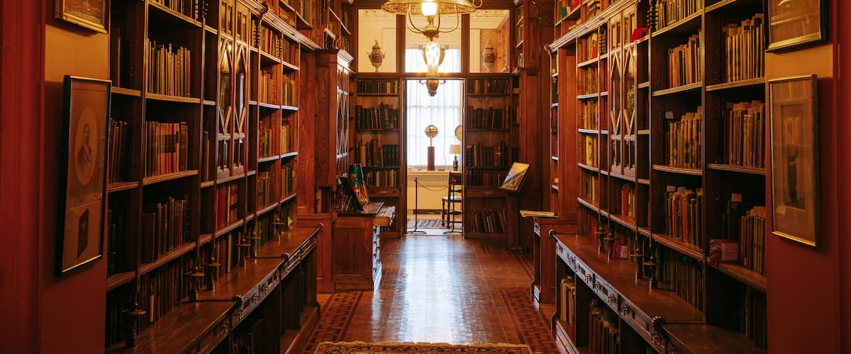 Evergreen Museum and Library which includes heritage elements and interior views