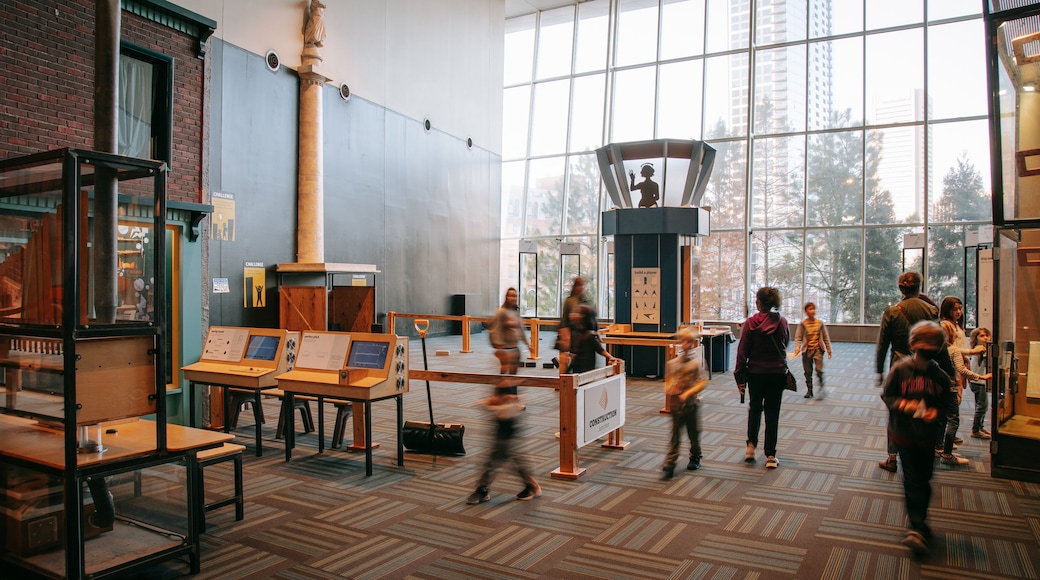 Maryland Science Center showing interior views