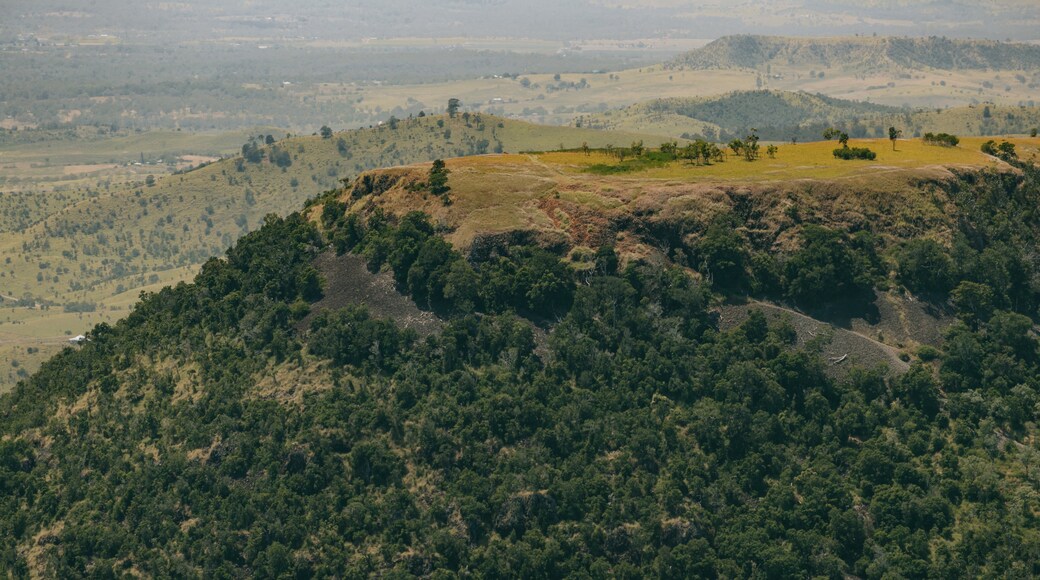 Picnic Point Park showing mountains, tranquil scenes and landscape views