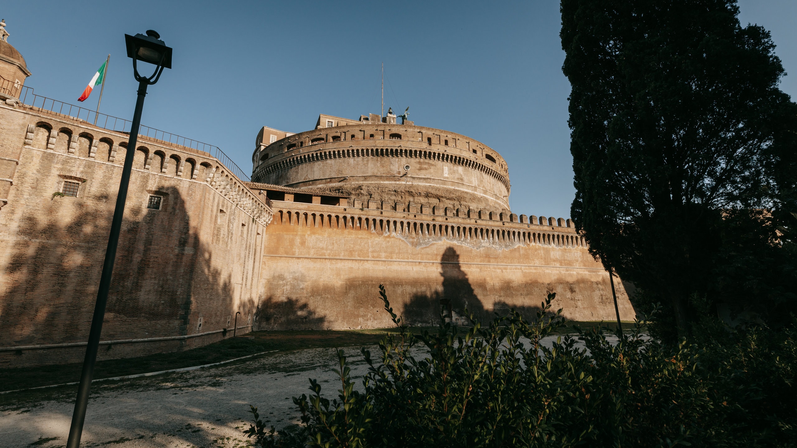 Castel Sant'Angelo Tours - Book Now | Expedia, image size:2560x1440