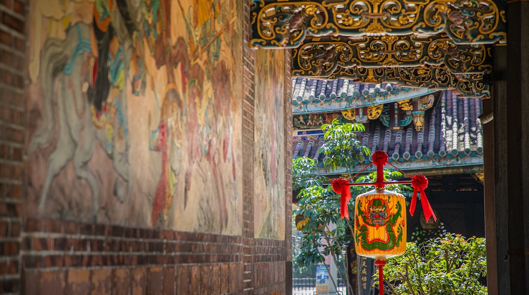 Baoan Temple which includes heritage elements and a temple or place of worship