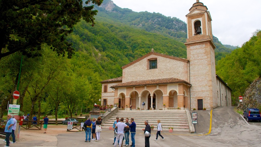 Italy featuring a small town or village, heritage architecture and a church or cathedral