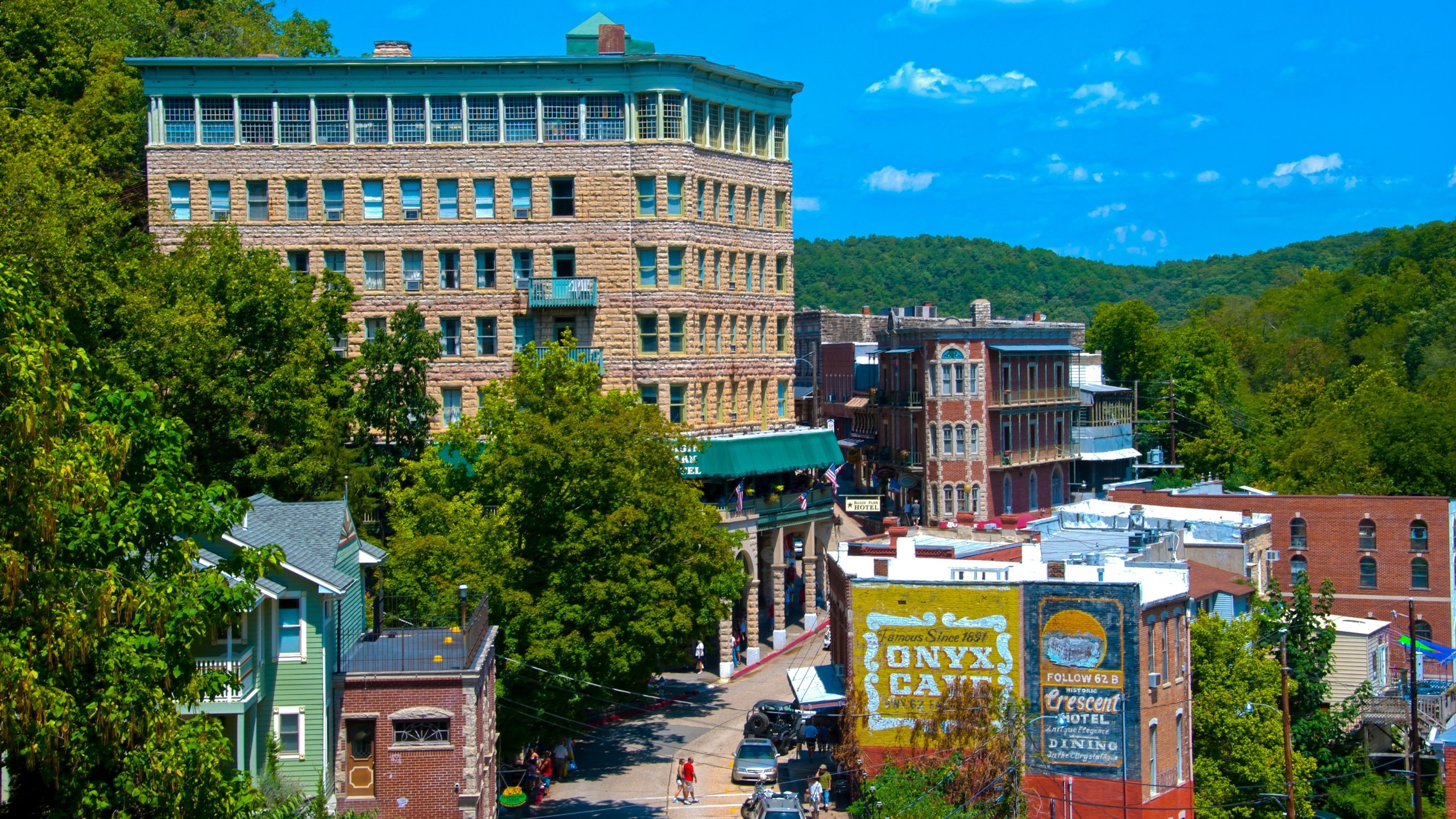 eureka springs home tour