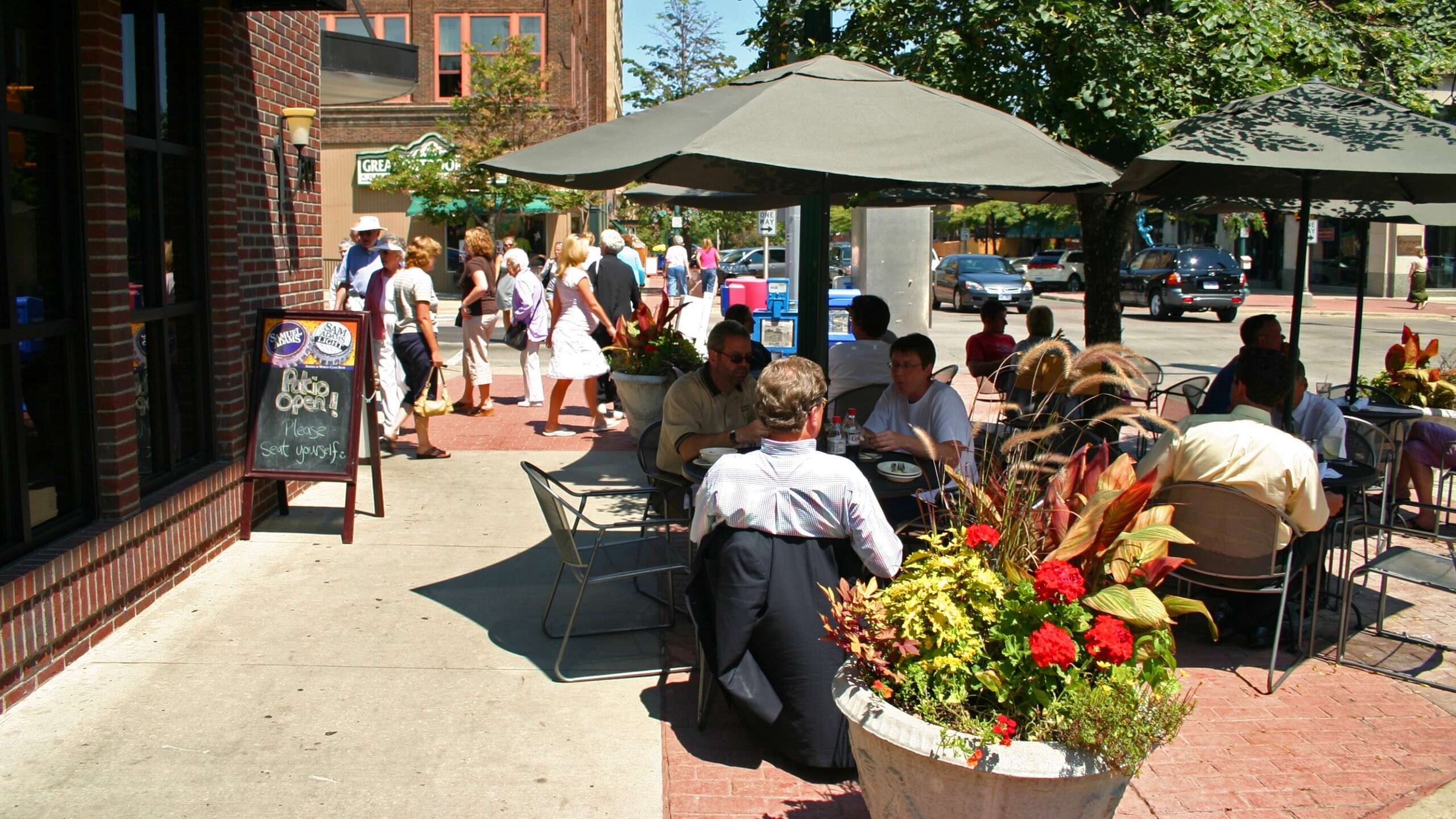 Visit Sioux Falls 2023 Travel Guide for Sioux Falls, South Dakota