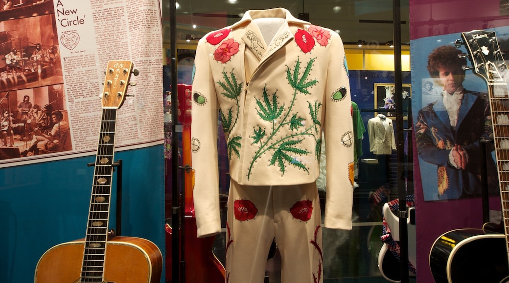 Country Music Hall of Fame and Museum which includes interior views and music