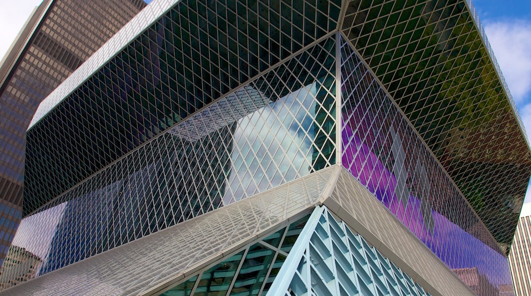 Biblioteca Pública de Seattle que inclui arquitetura moderna