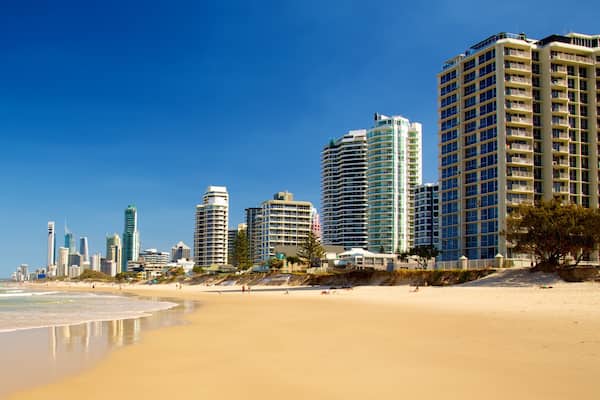 Southport which includes a beach, a skyscraper and city views