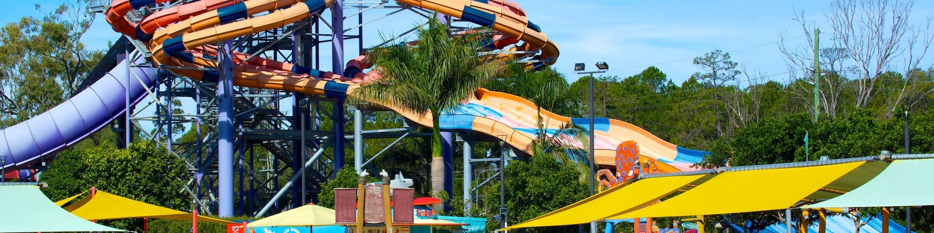 WhiteWater World showing a water park and a pool