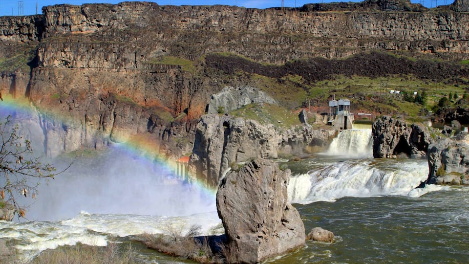 Idaho montrant cascade et gorge ou canyon