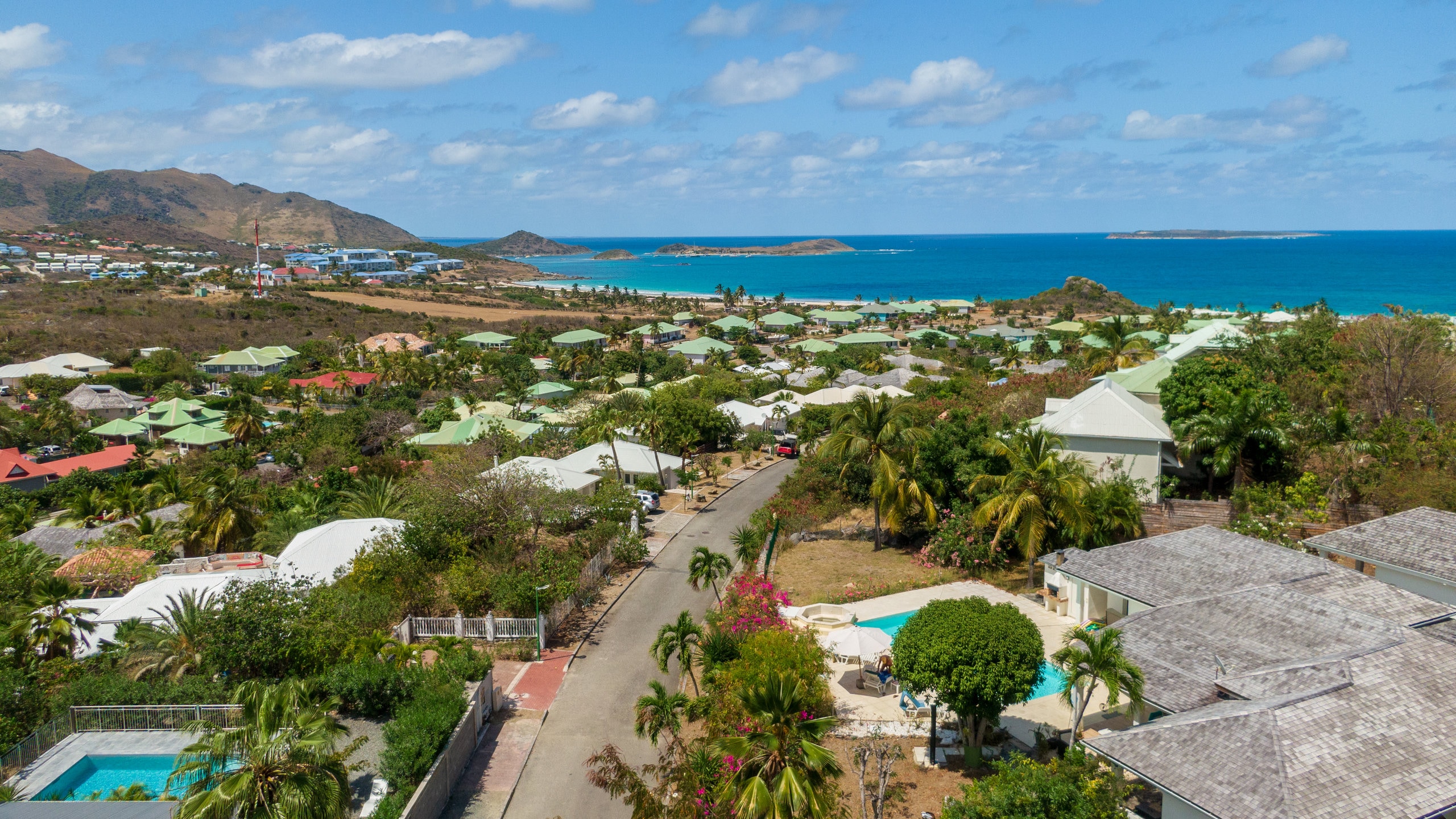 Orient Bay which includes general coastal views, a coastal town and landscape views