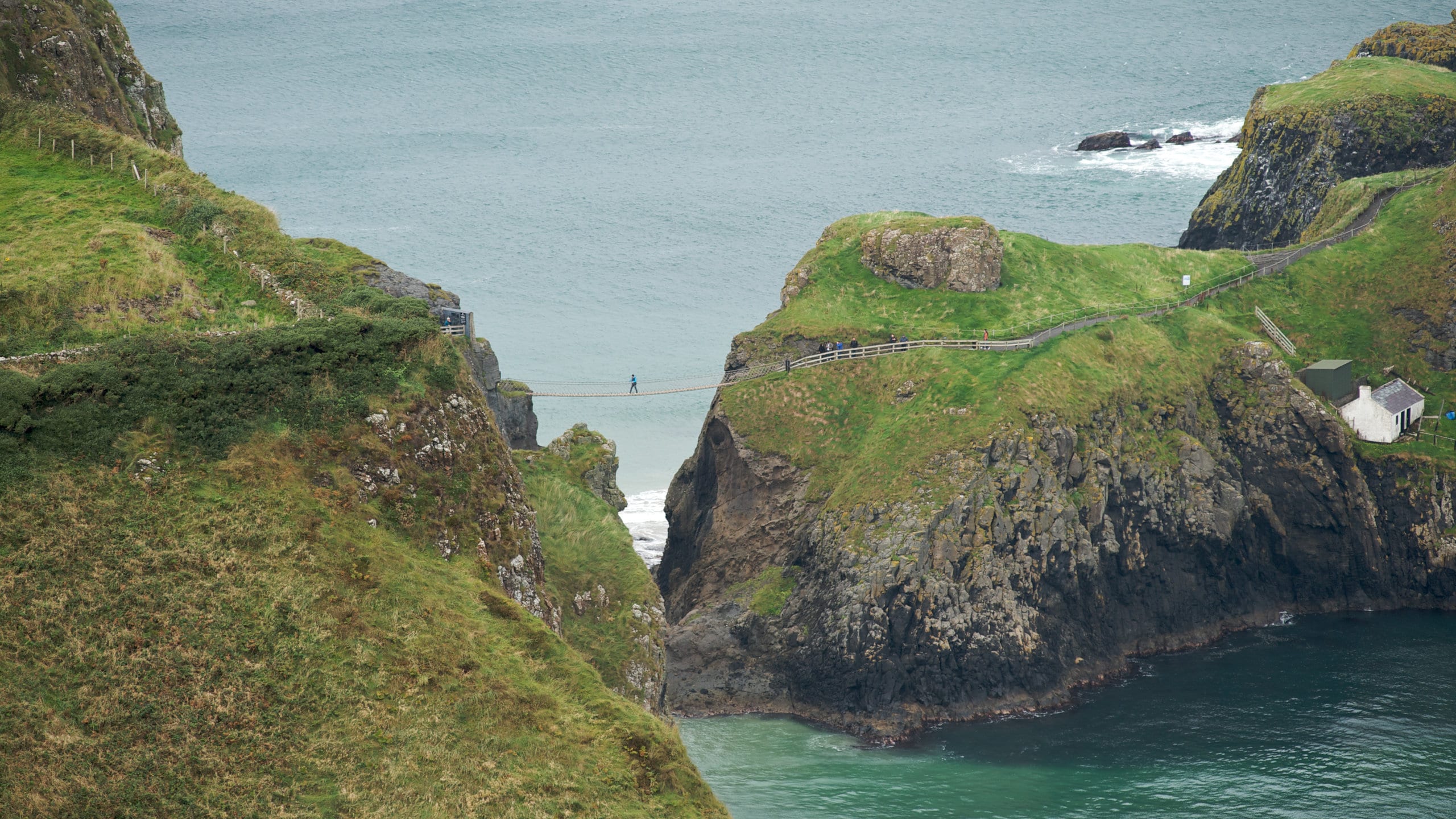 County Antrim's Dunluce Castle | Ireland.com, image size:2560x1440