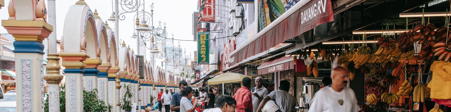Brickfields featuring markets, food and street scenes