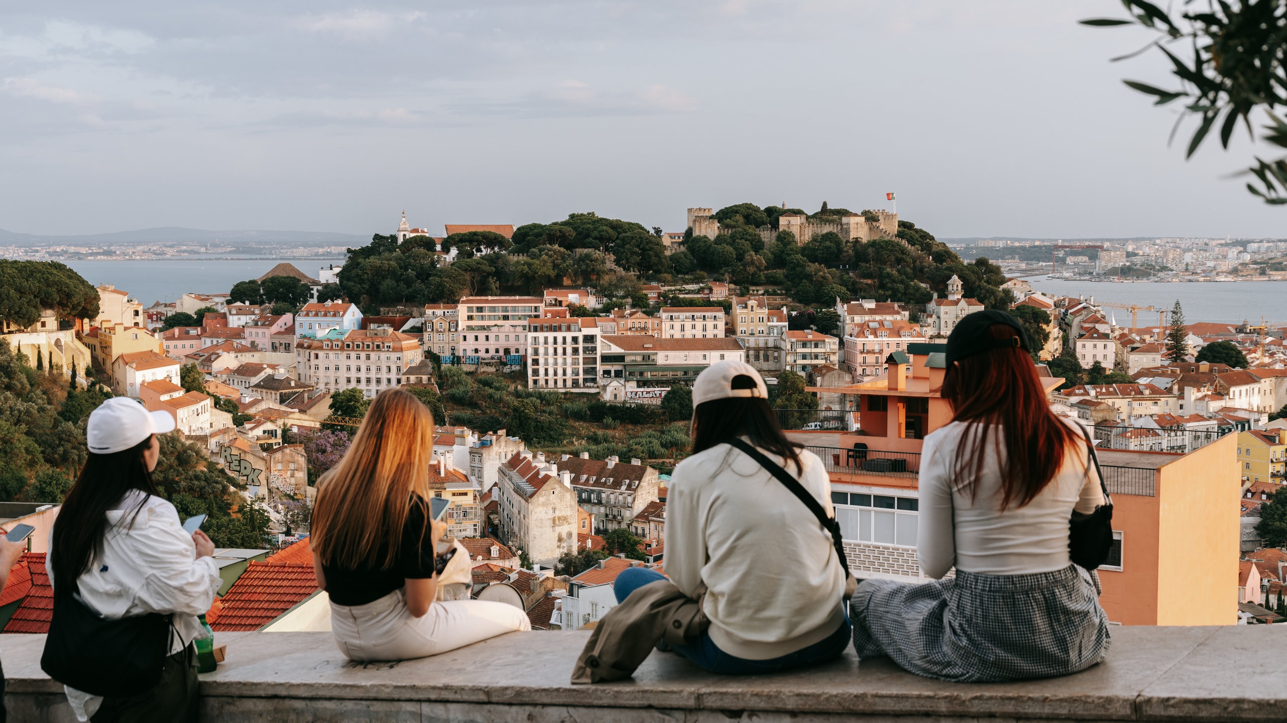 Girls Lisbon