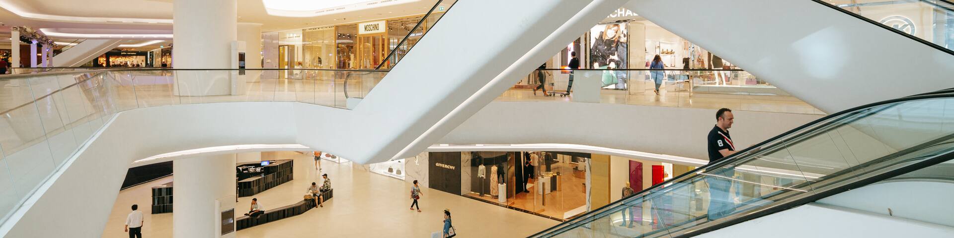 Sukhumvit showing interior views and shopping