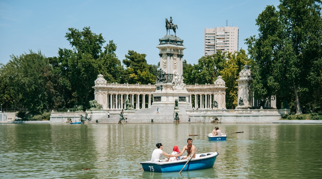 Công viên El Retiro