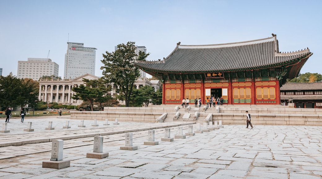 Deoksugung Palace