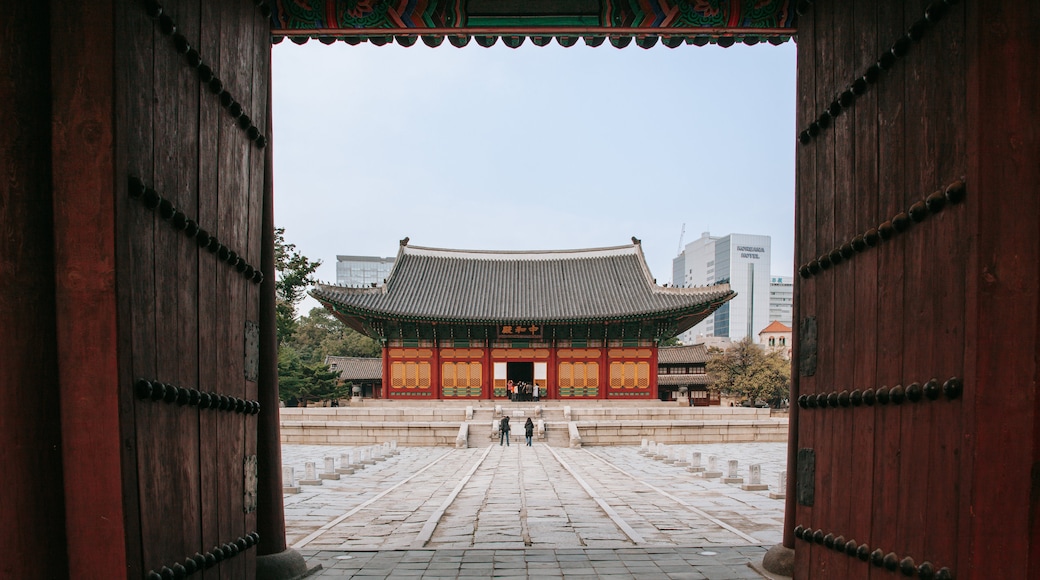 Deoksugung Palace