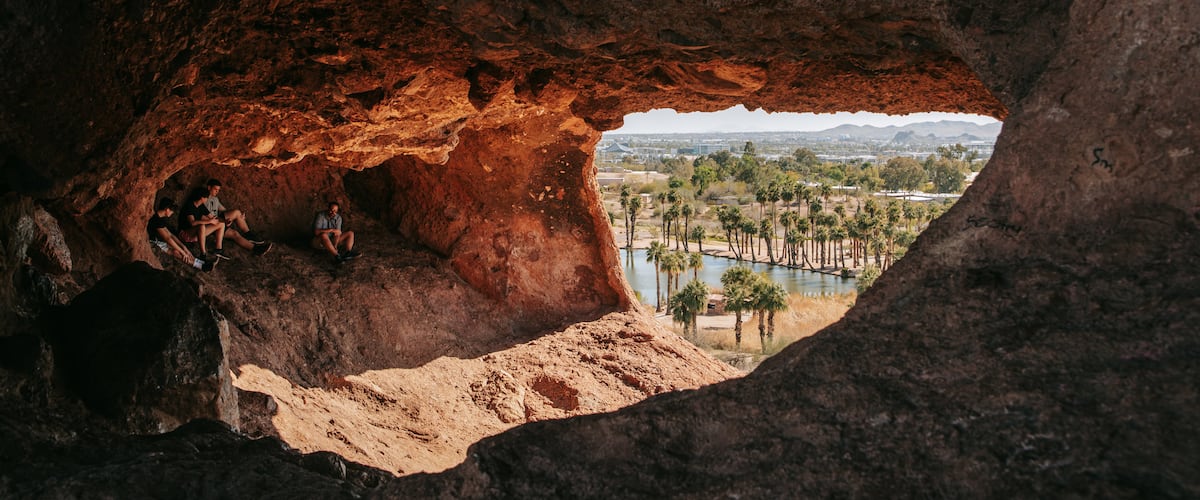Papago Park showing caves