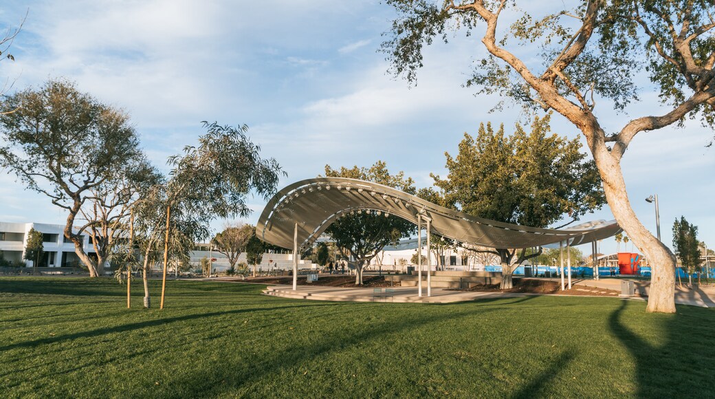 Civic Center Mall