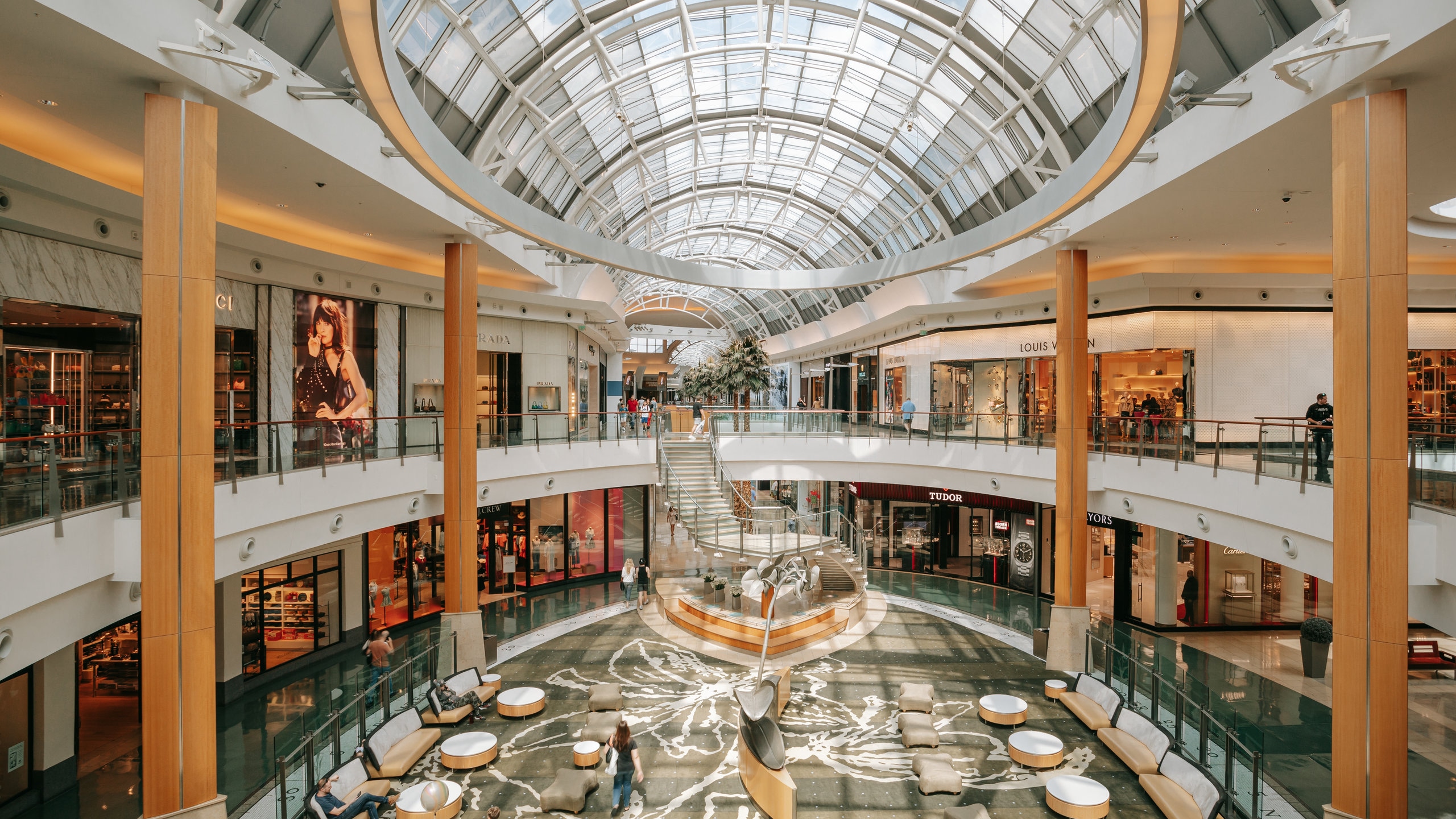Mall at Millenia featuring shopping and interior views