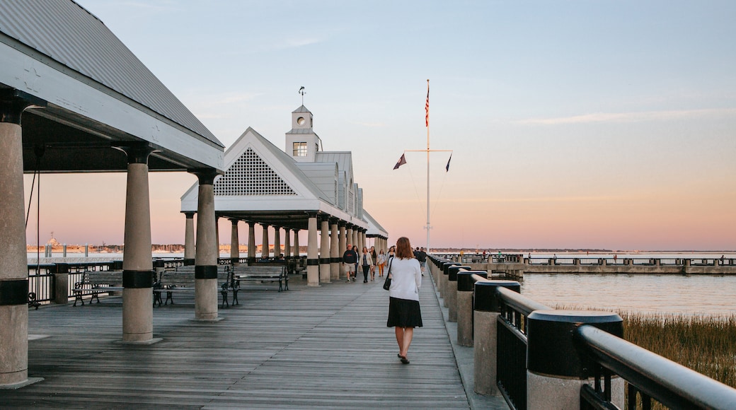 Charleston Waterfront Park
