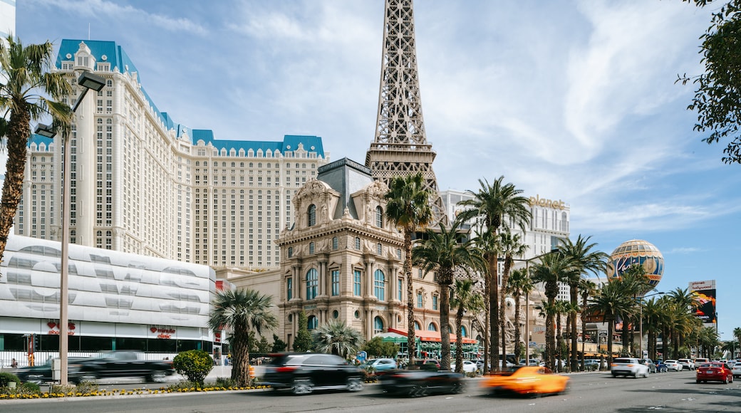 Las Vegas Eiffel Tower