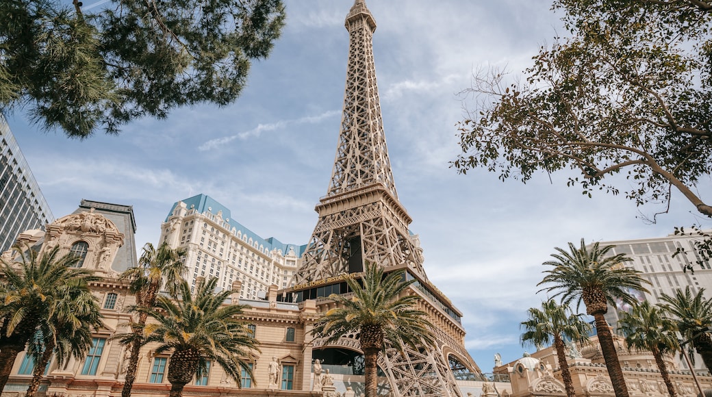 Las Vegas Eiffel Tower