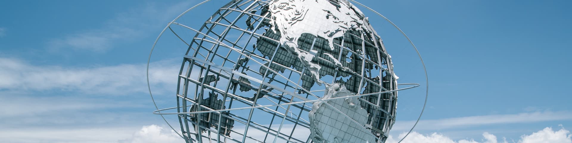 Unisphere featuring a monument, a park and a fountain