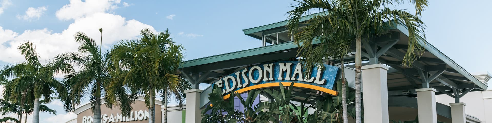 Edison Mall featuring signage