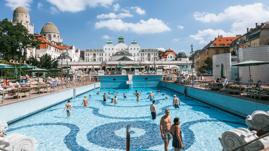 Baños termales y piscina de Gellert