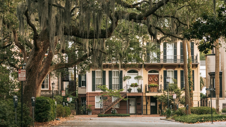 Calhoun Square