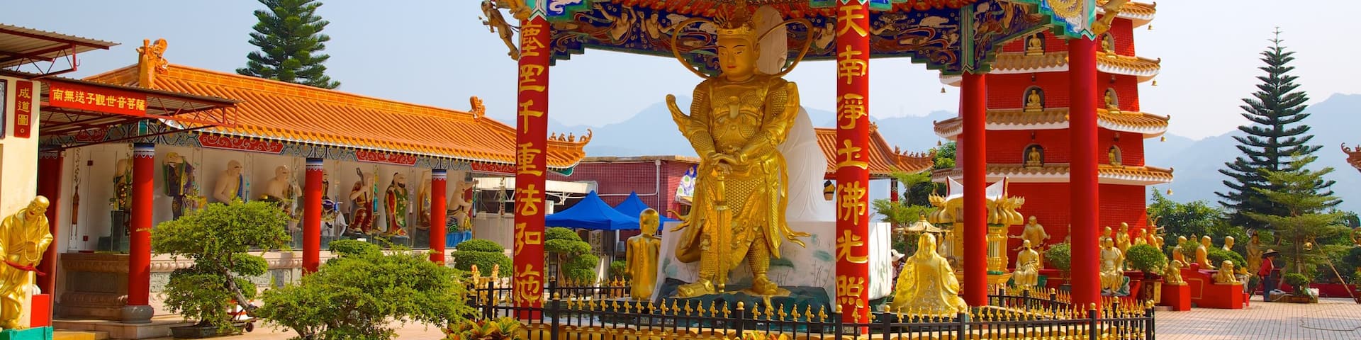 Ten Thousand Buddhas Monastery showing religious elements and a temple or place of worship