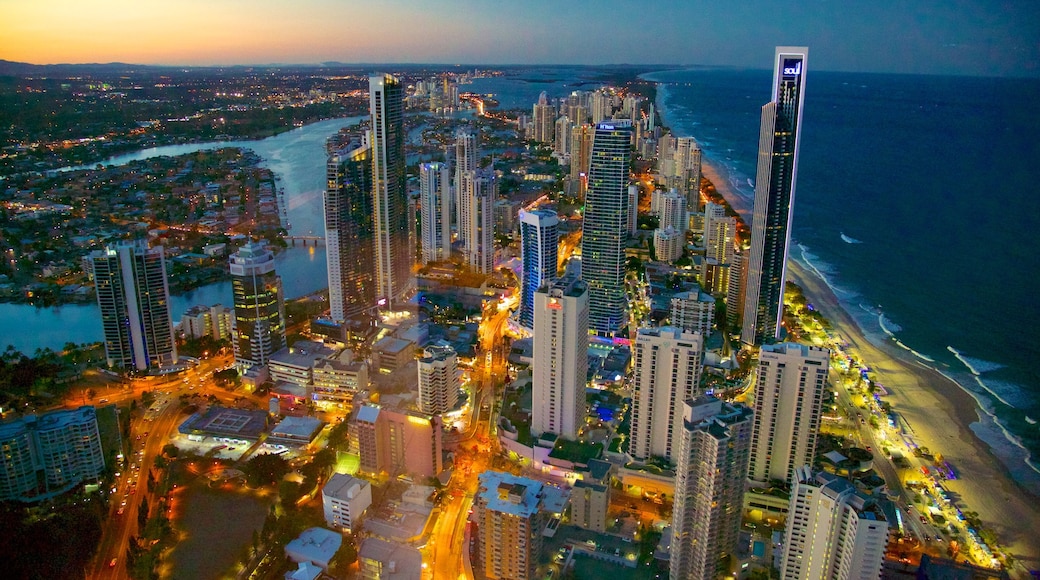 SkyPoint Observation Deck inclusief hoogbouw, een stad en centraal zakendistrict