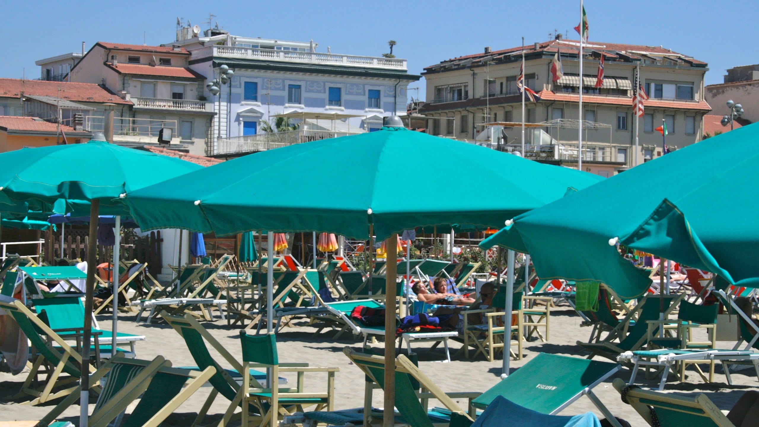 Plyajda sikishni tomosha qiling