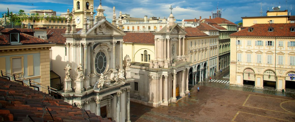 Piazza San Carlo which includes a city, a church or cathedral and street scenes