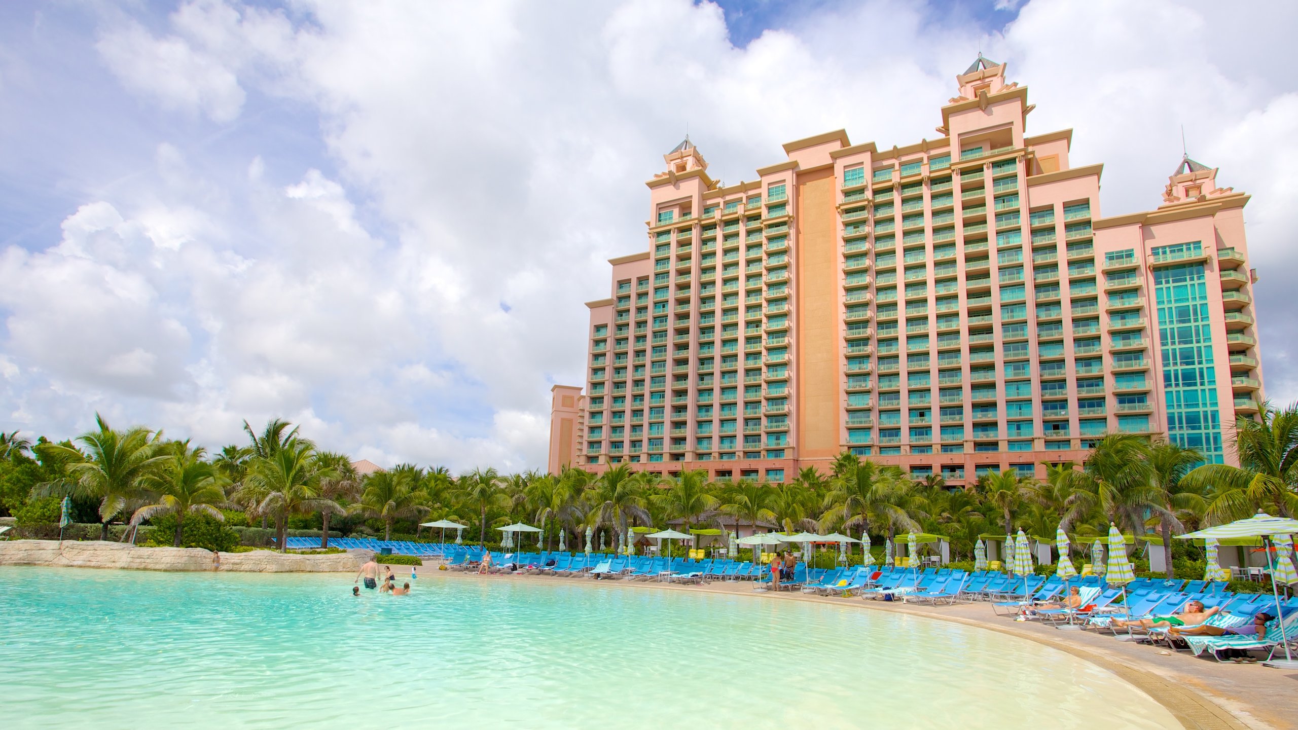 Escape To Paradise At The Atlantis Paradise Island, Bahamas